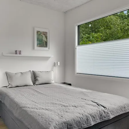 Konrad - 300m From The Sea By Interhome