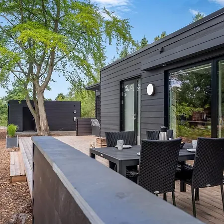 Konrad - 300m From The Sea By Interhome *